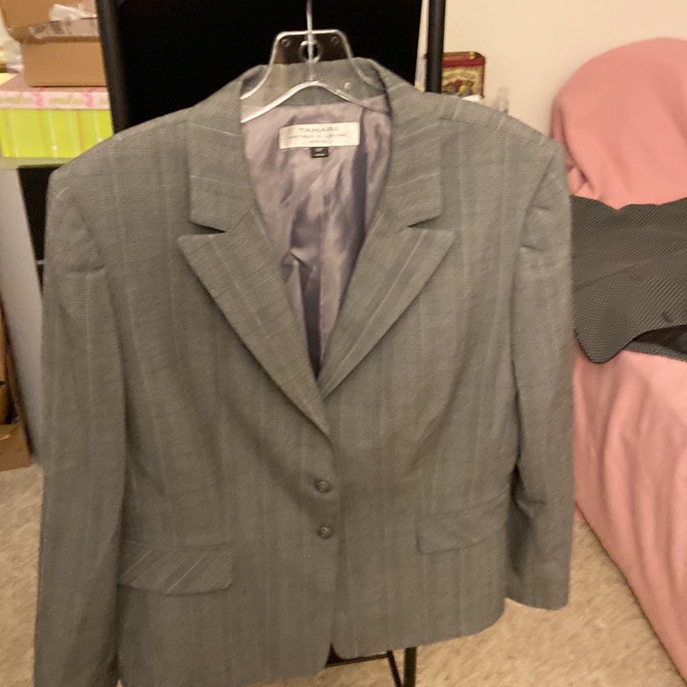Petite Tahari Skirt Suit Size 16P